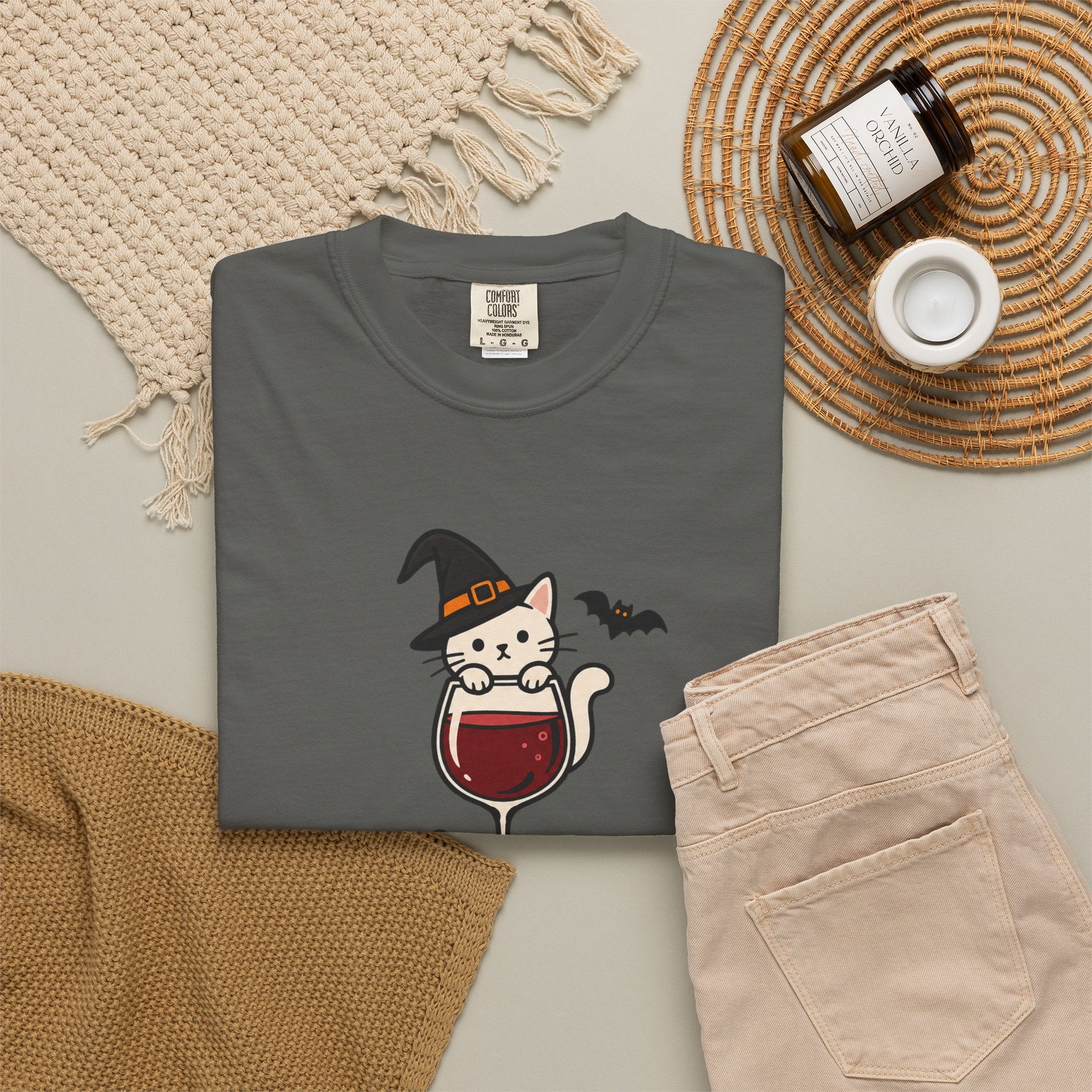 Cats and Wine 🍷🐱